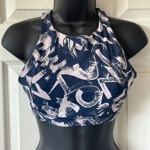 Lululemon Free to be Serene Bra